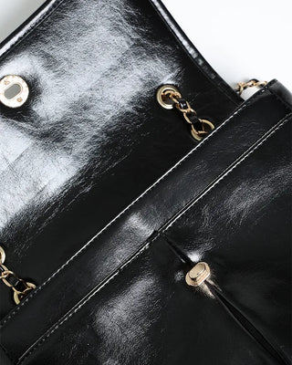 Square chain shoulder bag