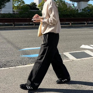 String wide pants