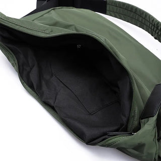 Pocket shoulder bag