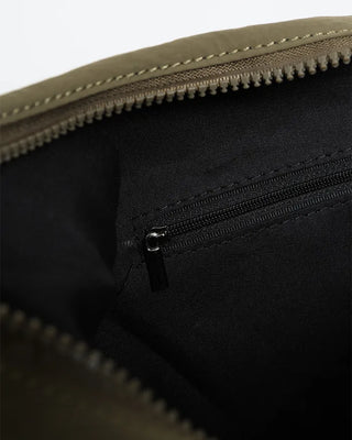 Multi-pocket shoulder bag