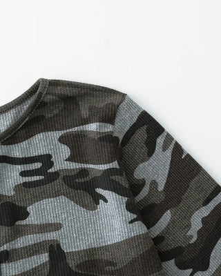 [4th Re-release] (ORIGINAL) Lettering Camo Long Sleeve T-Shirt