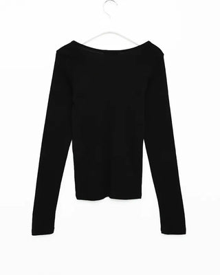 Long-sleeved T-shirt
