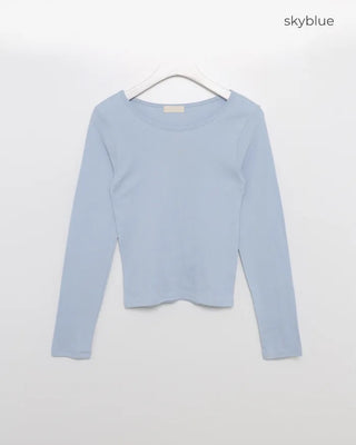 Round simple long-sleeved T-shirt