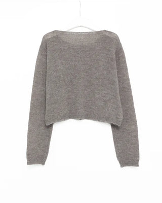 Simple round neck cropped cardigan