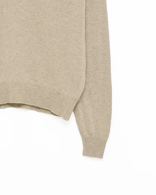 Simple V-neck knit