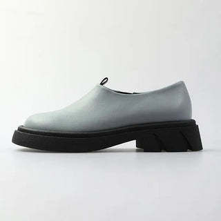 Round low chunky loafers