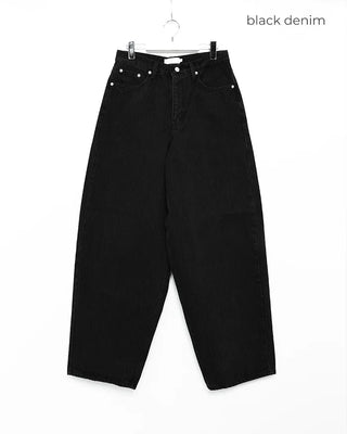 (Unisex) Star Embroidered Balloon Denim Pants