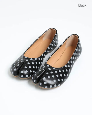 Dot Tabi Flat Shoes