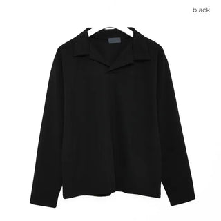 Basic open-collar T-shirt