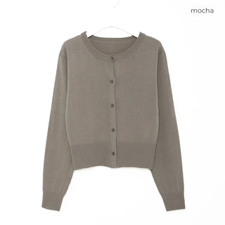 Round neck cropped knit cardigan