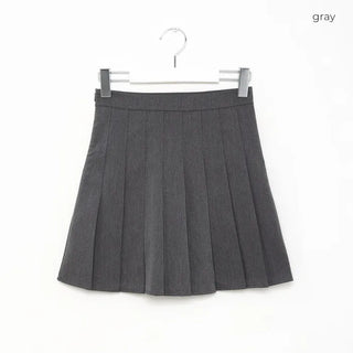 Pleated skirt