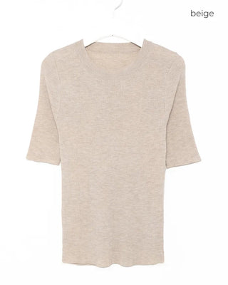 Ribbed round neck knit