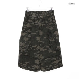 Military Bermuda shorts