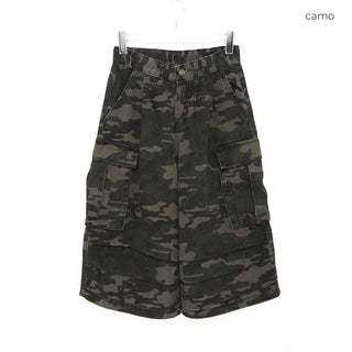 Camouflage Bermuda shorts