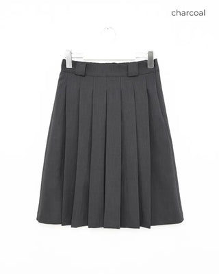 Banded pleated midi skirt