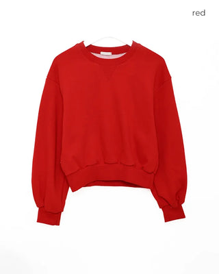 Simple cropped sweatshirt