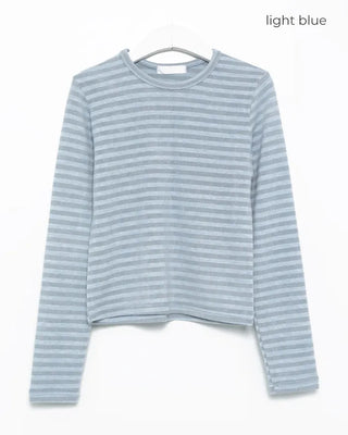 Round piping neck striped knit