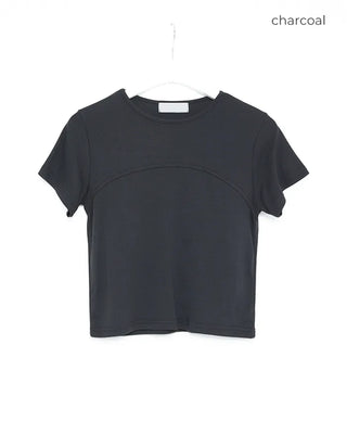 Bust yoke seam half T-shirt