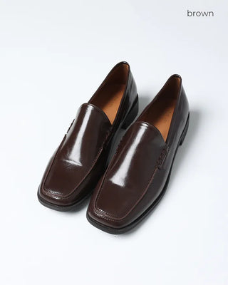 Basic square-toe loafers