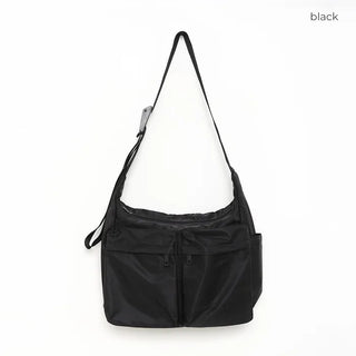 Big pocket shoulder bag