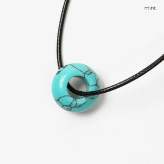 Stone Ring Point Necklace
