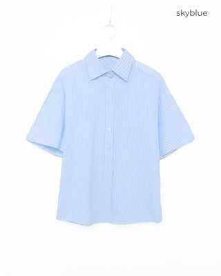 Pencil stripe half shirt