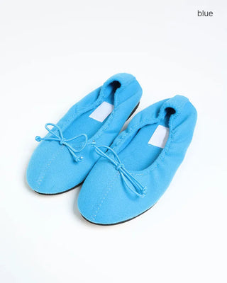 Vivid round ribbon flat shoes