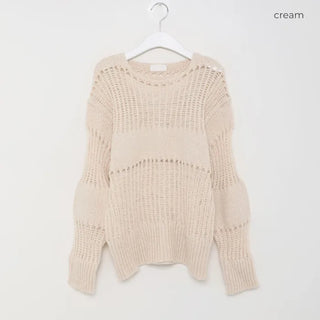 Loose-fitting punched knit