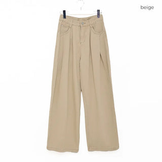 Tucked wide-leg pants
