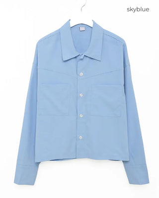 Minimalist cropped pocket shirt