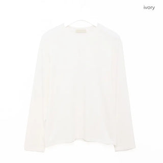 Basic long-sleeve T-shirt