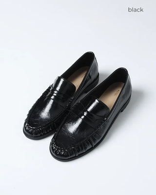 Gathered Basic Loafers