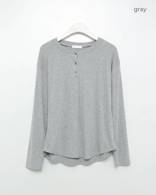 Half-open long T-shirt