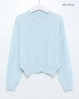 Round neck knit cardigan