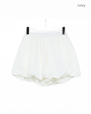 Wide-waisted elastic balloon shorts