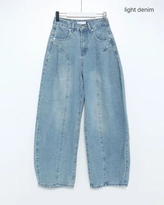 Curved balloon fit pleated denim pants