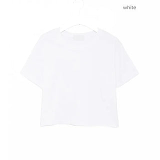 Round cropped short-sleeved T-shirt