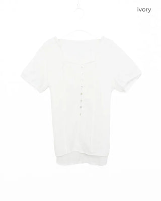 Collarless tie blouse