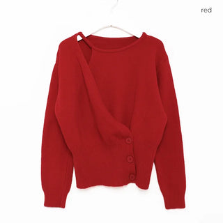 String Button Knit