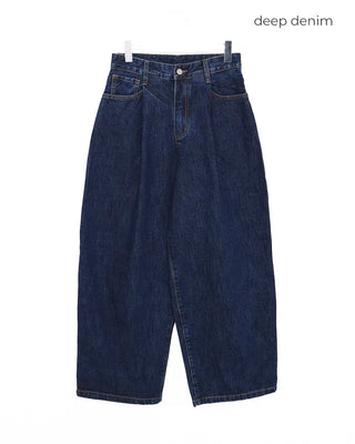 Wide-fit pintuck denim pants