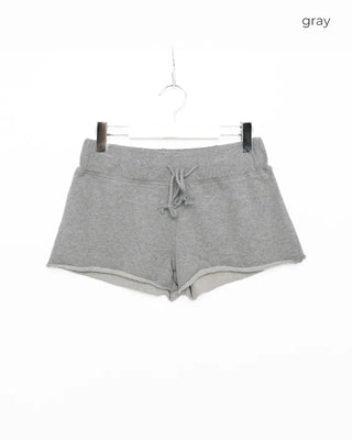 Cut-off very short sweatpants