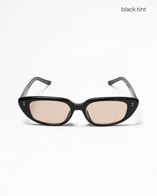 Trendy basic sunglasses