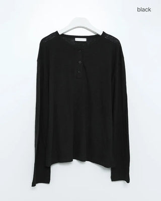 Henley neck long-sleeved T-shirt