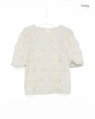 Embossed puff blouse