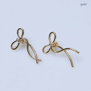 Ribbon earrings