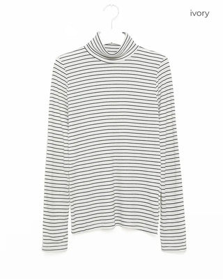 Basic striped turtleneck T-shirt