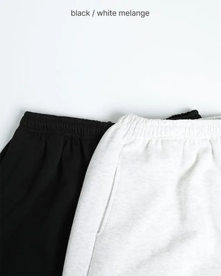 Wide-fit sweatpants