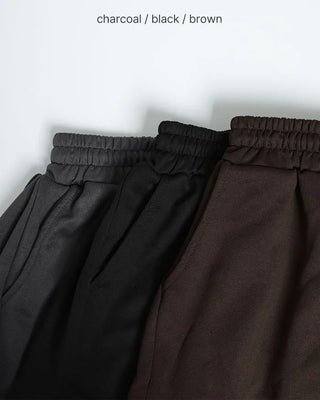 Wide-leg sweatpants with drawstring waist