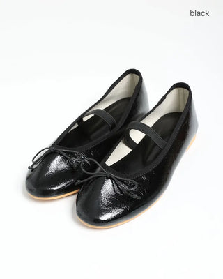 Strap ballet shoes