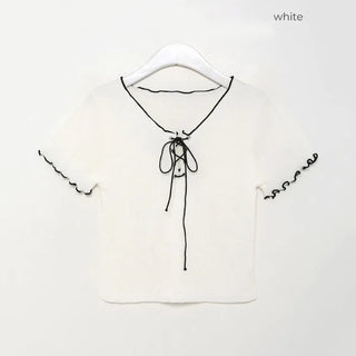 Eyelet short-sleeved T-shirt